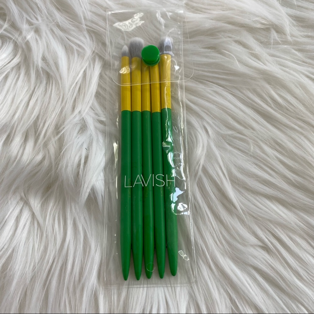 Lavish Green Makeup Brush Set